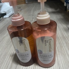 【取引中】エッセンシャル  シャンプー/コンディショナーセット