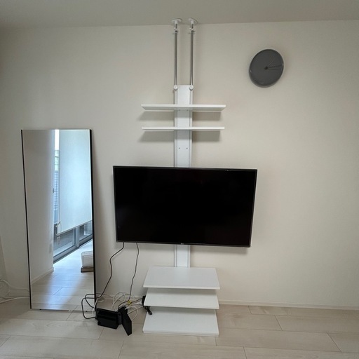 突っ張り式　テレビ台　壁掛けテレビ\n
