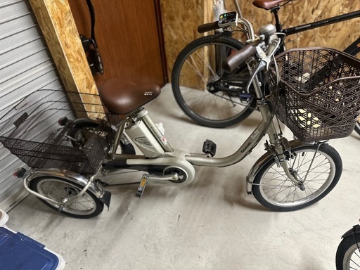 引取限定　パナソニック電動アシスト3輪自転車