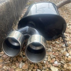 マークXマフラー
の画像