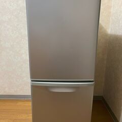 冷蔵庫 パナソニック NR-B145W 138L 2012年製