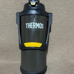 サーモスボトル2L