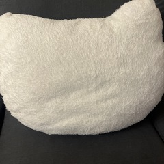 キティ　ビッククッションの画像