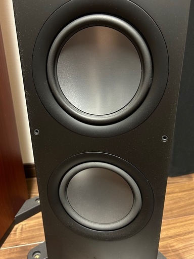 KEF Q700 トールボーイスピーカー　2本1組