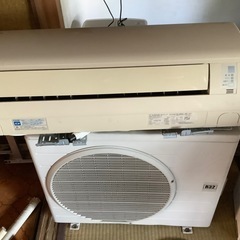 中古品ダイキンエアコン10畳用2013年式