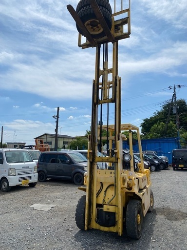 2トン　、フォークリフト、高さ3.8M