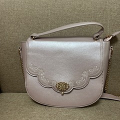 axes femme リボンスカラ刺繍ポシェットの画像