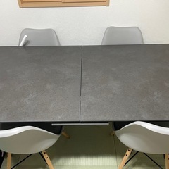 ニトリ　セラミック　伸長ダイニングテーブル　の画像