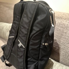 marimekko メトロ DAYPACK リュックサック ブラックの画像