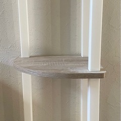コーナーシェルフ