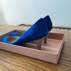 新品Pelleternoスウェードハイヒール 青の画像