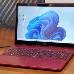 富士通 薄型15インチ高精細フルHD【win10+win11 起...