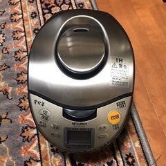 MITSUBISHI NJ-KE061-S 0.63L 新しい炊飯器の画像