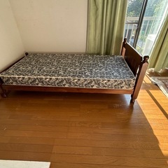 【受渡完了】木製シングルベッド【中古】の画像
