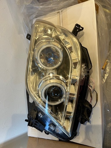 プラド　社外ヘッドライト