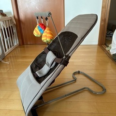 【お話中】バウンサー　リッチェル　おもちゃ付き　バウンジングシートの画像