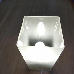IKEA テーブルランプの画像