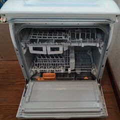 パナソニック NP-TR8 食器洗い乾燥機 食洗機 標準収納容量 45点の画像
