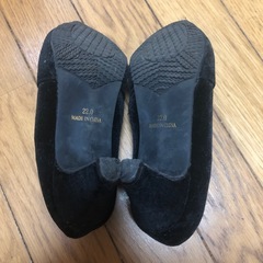 レディースパンプスブラックの画像
