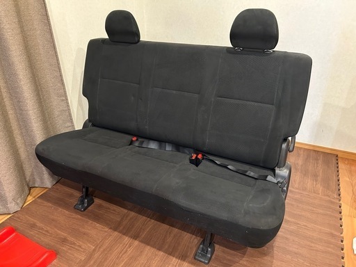 ご相談中です。ハイエース　リアシート　後部座席