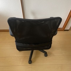 オフィスチェアの画像