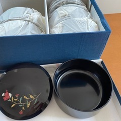 塗り蓋付き器　5客セットの画像
