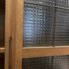 アンティーク調引き戸棚の画像