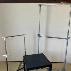 ハンガーポール　IKEA机