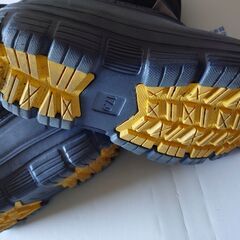 【あんしん決済のみ】最終値下げ　5月末で処分　フェニックス　キッズスノーブーツ　１７ｃｍ　グレー　の画像