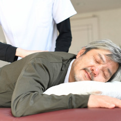 【自分の施術や得意分野を活かせる】【美容鍼灸経験者 活躍中！】【完全週休2日制】【直行直帰OK！】柔軟な働き方に対応◎残業ほぼなし！充実した福利厚生あり！の画像