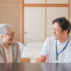 【自分の施術や得意分野を活かせる】【美容鍼灸経験者 活躍中！】【完全週休2日制】【直行直帰OK！】柔軟な働き方に対応◎残業ほぼなし！充実した福利厚生あり！の画像