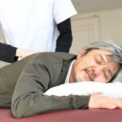 国家資格保持者募集【完全週休2日制】＼中高年大歓迎／～*在宅療養マッサージで、癒しと安らぎを*～経験が赤くても、ブランクがあっても大丈夫！【残業なし】【直行直帰OK】の画像