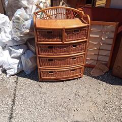 籐のタンス