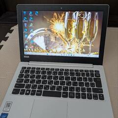Lenovoノートパソコンの画像