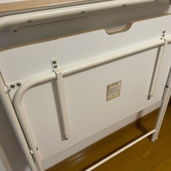 (アイリスオーヤマ)折りたたみ机　ホワイトの画像