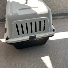 航空標準 犬 旅行ケージの画像
