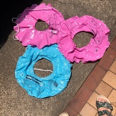 子ども用浮き輪3つセットの画像