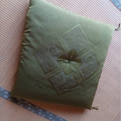 座布団　法事、寄合など用　18枚セット　58×60×7センチの画像
