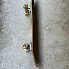 スケートボード
の画像