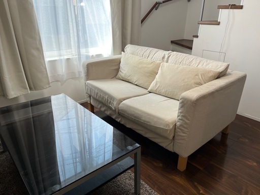 【譲ります！】ソファ（クッション付）＋ローテーブル（ラグ付）