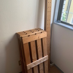 木製棚の画像