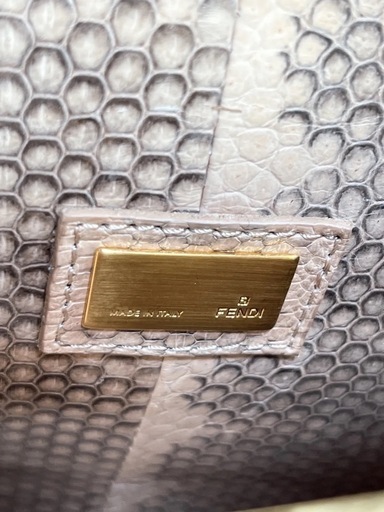 FENDI ミニピーカブー パイソン