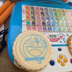 エポック社　ドラえもん　太鼓あいうえお図鑑　知育玩具　アルファベット　リズムの画像