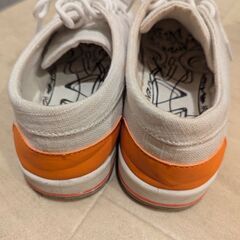 スニーカーもらってくださいの画像