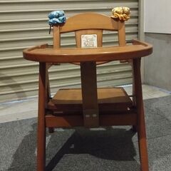 ベビーハイチェア　お食事チェア　木製の画像