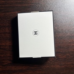 値下げ！特別限定品 シャネル No5ロー オードゥトワレット 1.5ml サンプル 香水の画像