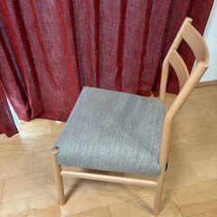 ニトリ　ダイニングテーブル・チェア　計5点セットの画像