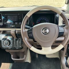 話し中【札幌発】日産 モコ ドルチェ ４WD！車検R７年４月！バックカメラ！スマートキー！アイドリングストップ！の画像