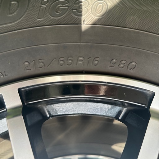 スタッドレス　215/65R16  YOKOHAMA 