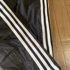 adidas ウインドウブレーカー　下　120の画像